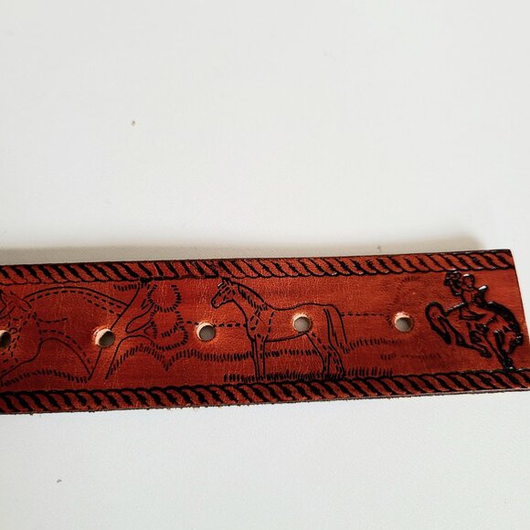 Handmaid McNeill leather belt Western design with horses and metal details. - Picture 9 of 10